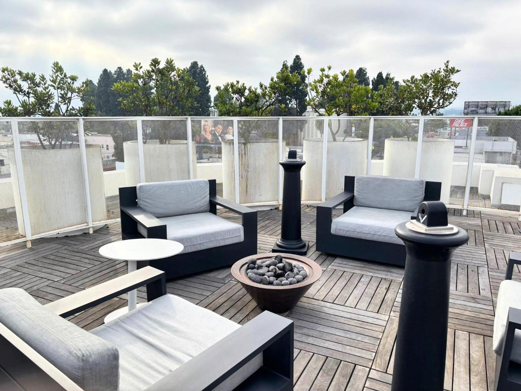 Melrose Luxe Retreat Near The Grove — Photos 2